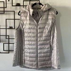 32 degree heat packable down vest silver color